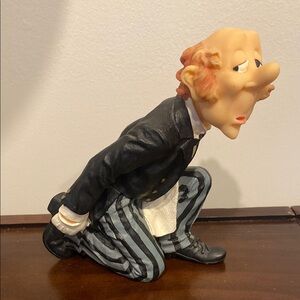 Vintage James the Butler Wine Bottle Holder